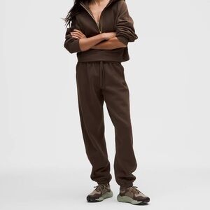 Lululemon oversized scuba joggers/sweatpants brown size small